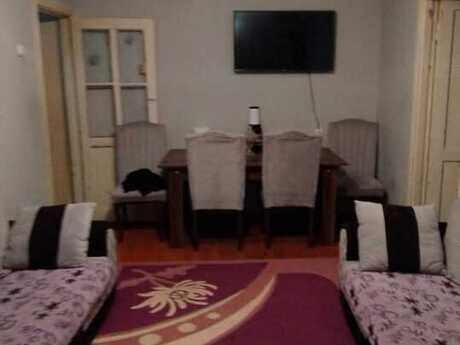 2 otaqlı köhnə tikili - Bakıxanov q. - 45 m²