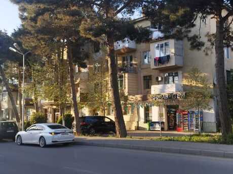 2 otaqlı köhnə tikili - Bakıxanov q. - 45 m²