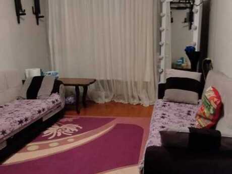 2 otaqlı köhnə tikili - Bakıxanov q. - 45 m²