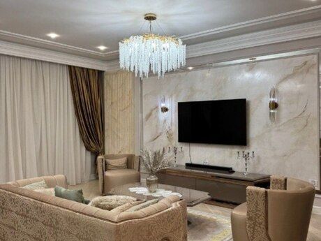 5 otaqlı yeni tikili - Şah İsmayıl Xətai m. - 300 m²