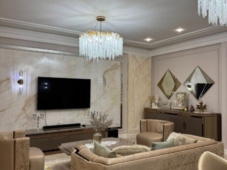 5 otaqlı yeni tikili - Şah İsmayıl Xətai m. - 300 m²