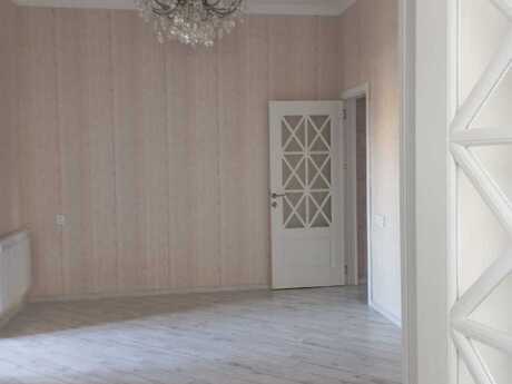 2 otaqlı köhnə tikili - 28 May m. - 60 m²