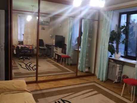 1 otaqlı köhnə tikili - Elmlər Akademiyası m. - 37 m²