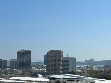 Объявление №6007457 - Баку, м. 28 мая, 3-комн., 120 м², 5/15 этаж