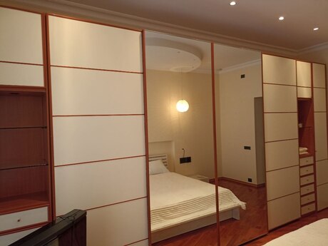 4 otaqlı köhnə tikili - Sahil m. - 170 m²