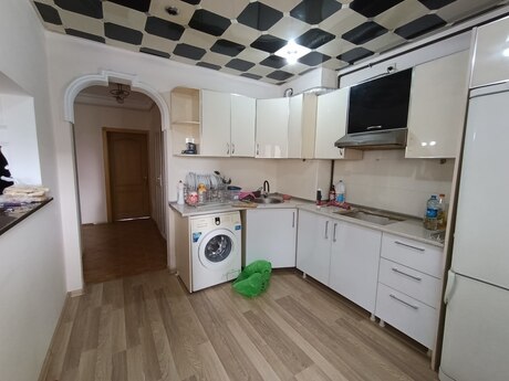 2-комн. вторичка - м. Шах Исмаил Хатаи - 75 м²