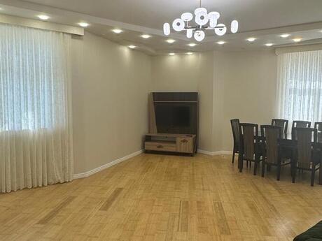 Объявление №6072865 - Баку, м. Элмляр Академиясы, 3-комн., 125 м², 3/14 этаж