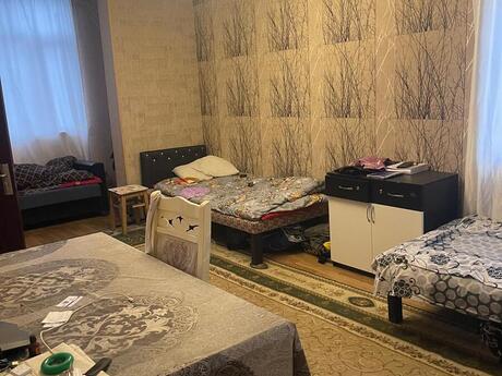 2 otaqlı köhnə tikili - Memar Əcəmi m. - 65 m²