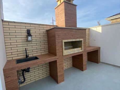 4 otaqlı həyət evi/bağ evi - Şüvəlan q. - 180 m²