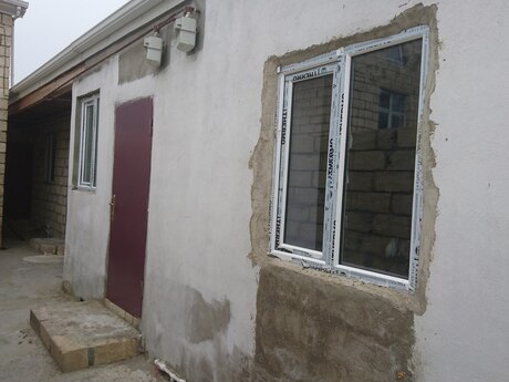 2 otaqlı həyət evi/bağ evi - Masazır q. - 55 m²