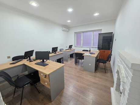 3 otaqlı ofis - Nəsimi r. - 80 m²