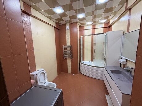 3 otaqlı yeni tikili - 28 May m. - 137 m²