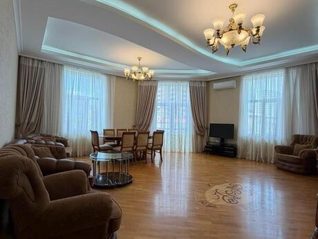 3 otaqlı köhnə tikili - Sahil m. - 118 m²