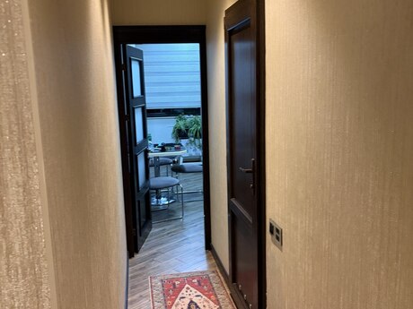 4 otaqlı köhnə tikili - Qara Qarayev m. - 105 m²