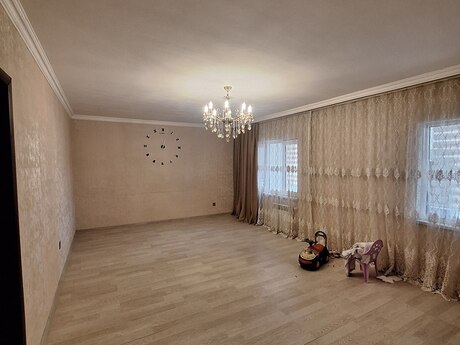 4 otaqlı köhnə tikili - Biləcəri q. - 111 m²