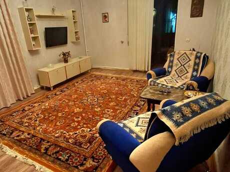 2 otaqlı köhnə tikili - Şah İsmayıl Xətai m. - 60 m²