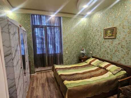 Объявление №6072970 - Баку, м. Шах Исмаил Хатаи, 2-комн., 60 м², 1/4 этаж