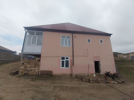 4 otaqlı həyət evi/bağ evi - Gədəbəy - 120 m²