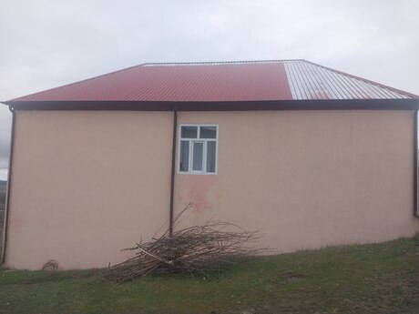 4 otaqlı həyət evi/bağ evi - Gədəbəy - 120 m²
