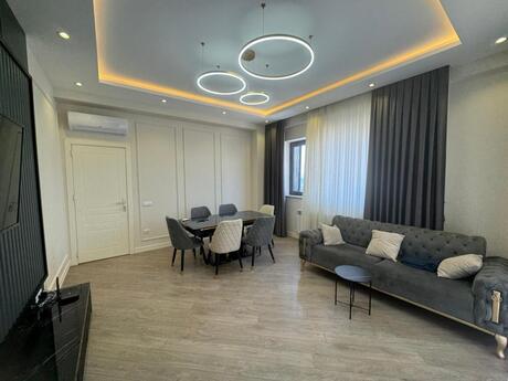 Объявление №5992046 - Баку, пос. Аг шехер, 3-комн., 130 м², 10/20 этаж