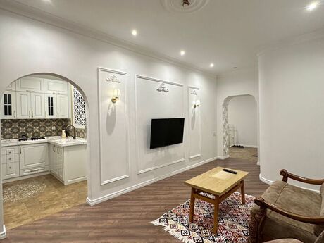 2 otaqlı yeni tikili - 8 Noyabr m. - 65 m²