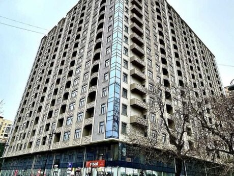 Объявление №6073098 - Баку, м. 28 мая, 3-комн., 130 м², 8/18 этаж