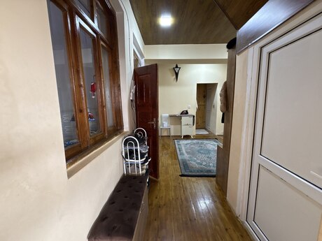 4 otaqlı həyət evi/bağ evi - Sabunçu q. - 100 m²