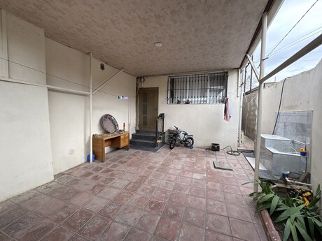 4 otaqlı həyət evi/bağ evi - Sabunçu q. - 100 m²