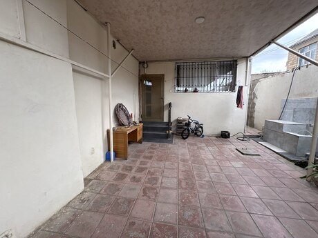 4 otaqlı həyət evi/bağ evi - Sabunçu q. - 100 m²