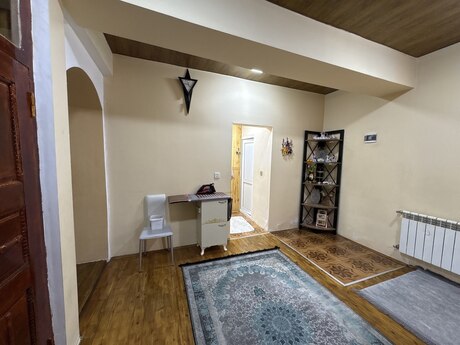 4 otaqlı həyət evi/bağ evi - Sabunçu q. - 100 m²