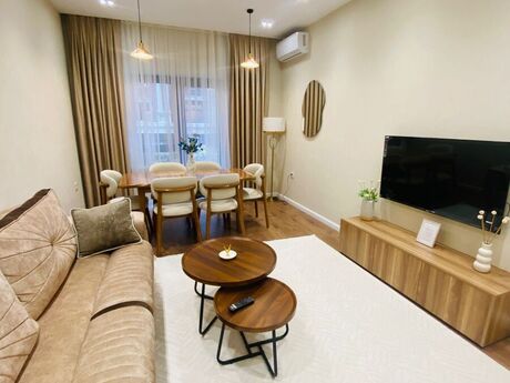 Elan №6073127 - Bakı, 28 May m., 2 otaqlı, 64 m², 4/11 mərtəbə