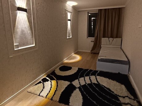 3 otaqlı köhnə tikili - İnşaatçılar m. - 80 m²