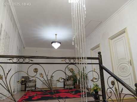 4 otaqlı həyət evi/bağ evi - Maştağa q. - 200 m²