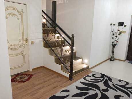4 otaqlı həyət evi/bağ evi - Maştağa q. - 200 m²