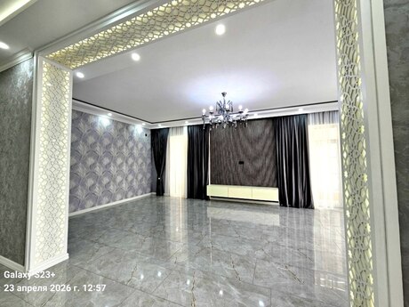 5 otaqlı həyət evi/bağ evi - Mərdəkan q. - 250 m²