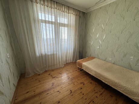 3 otaqlı köhnə tikili - Həzi Aslanov m. - 70 m²
