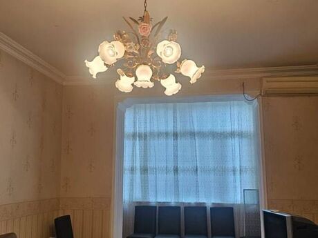 2 otaqlı köhnə tikili - Şah İsmayıl Xətai m. - 60 m²