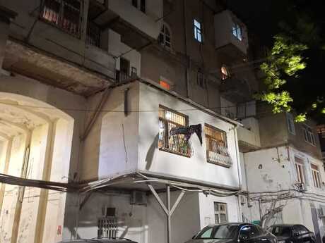 3 otaqlı köhnə tikili - Elmlər Akademiyası m. - 75 m²