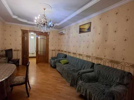 3 otaqlı köhnə tikili - Elmlər Akademiyası m. - 75 m²
