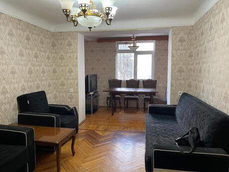 2 otaqlı köhnə tikili - Elmlər Akademiyası m. - 50 m²