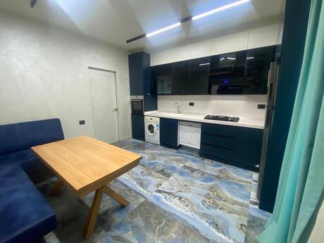 Объявление №6073261 - Баку, Наримановский  р., 3-комн., 120 м², 6/8 этаж