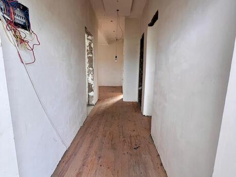 5 otaqlı həyət evi/bağ evi - Binə q. - 200 m²
