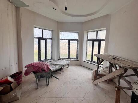 5 otaqlı həyət evi/bağ evi - Binə q. - 200 m²