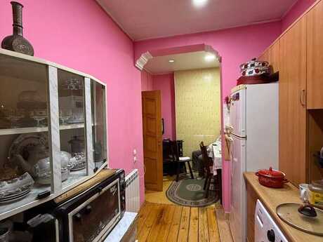 3 otaqlı köhnə tikili - Memar Əcəmi m. - 65 m²