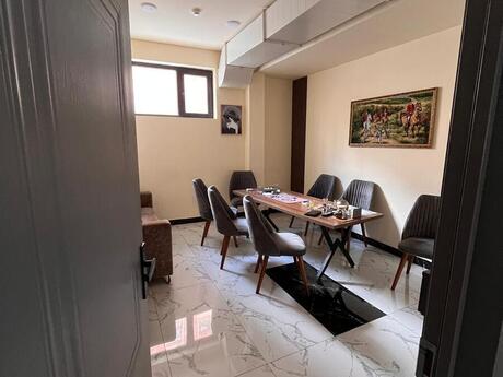 Obyekt - Nəriman Nərimanov m. - 300 m²