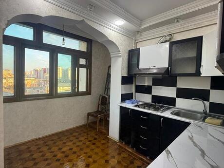 4 otaqlı köhnə tikili - Qara Qarayev m. - 100 m²