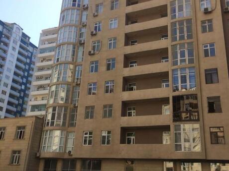 Elan №6073383 - Bakı, Nizami m., 4 otaqlı, 180 m², 10/16 mərtəbə