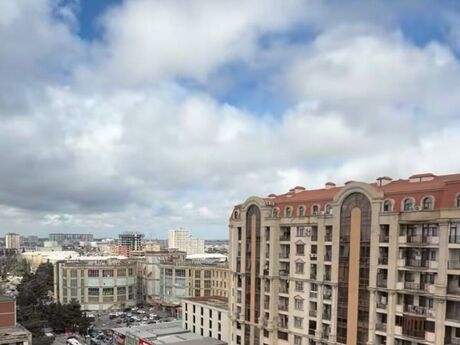 1 otaqlı yeni tikili - Bakıxanov q. - 60 m²