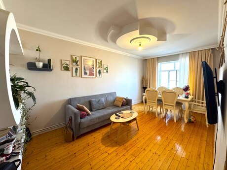 3 otaqlı köhnə tikili - Nizami r. - 80 m²