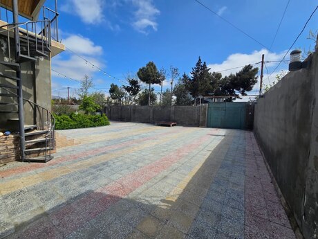 4 otaqlı həyət evi/bağ evi - Binə q. - 150 m²
